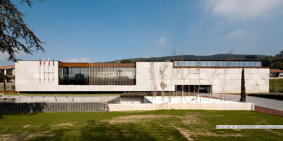 La nueva Casa Consistorial de Meruelo en Cantabria